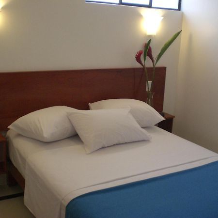Hotel Casa Cesar Tumbes Exterior foto