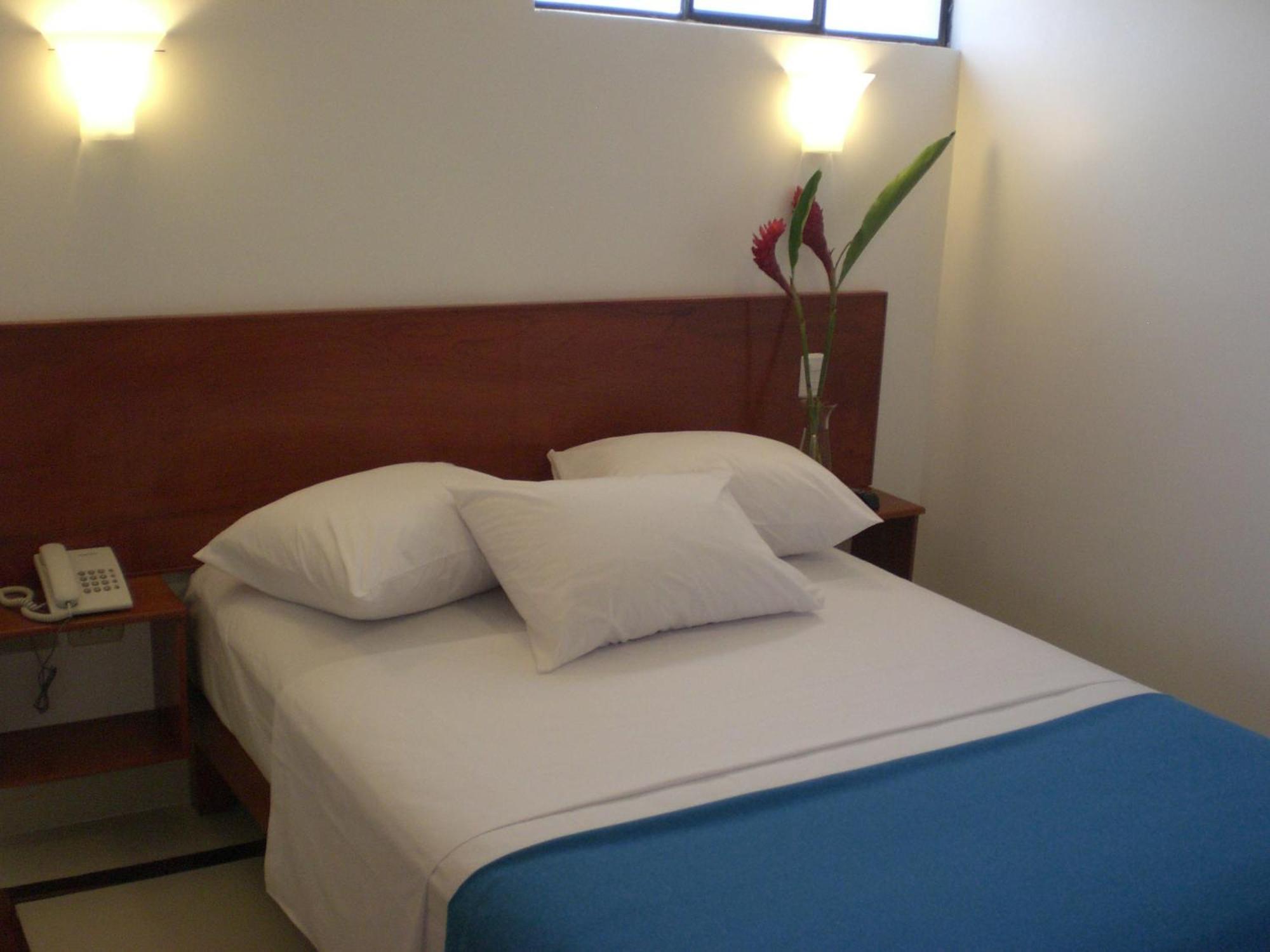 Hotel Casa Cesar Tumbes Exterior foto